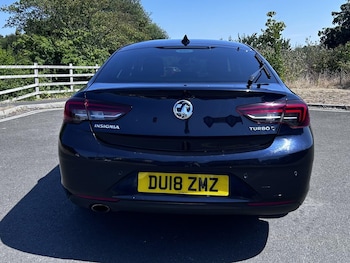 Used Vauxhall Insignia 2018 for sale - 79211408: Photo