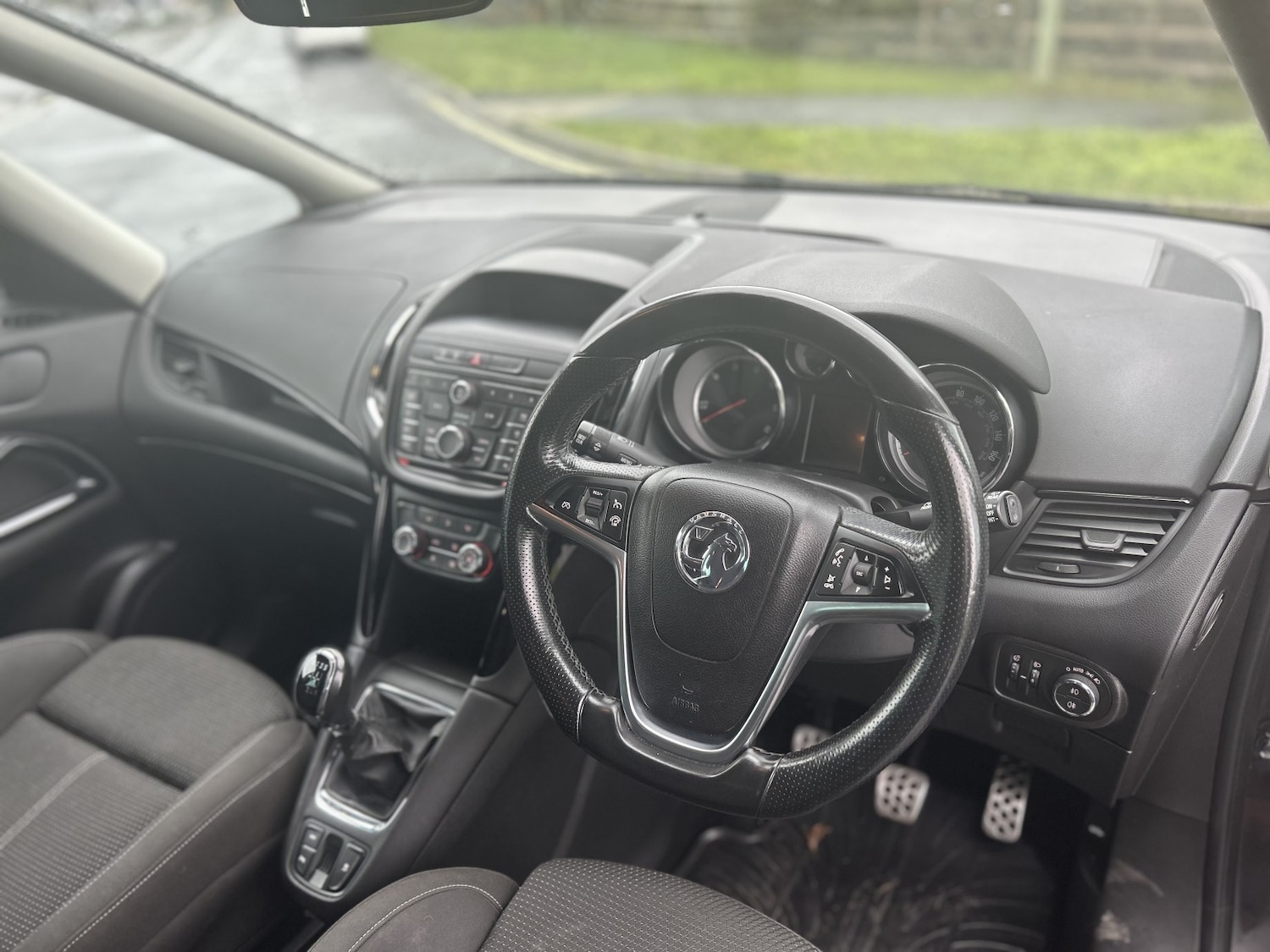 Used Vauxhall Zafira Tourer 2015 for sale - 76751862: Photo 10