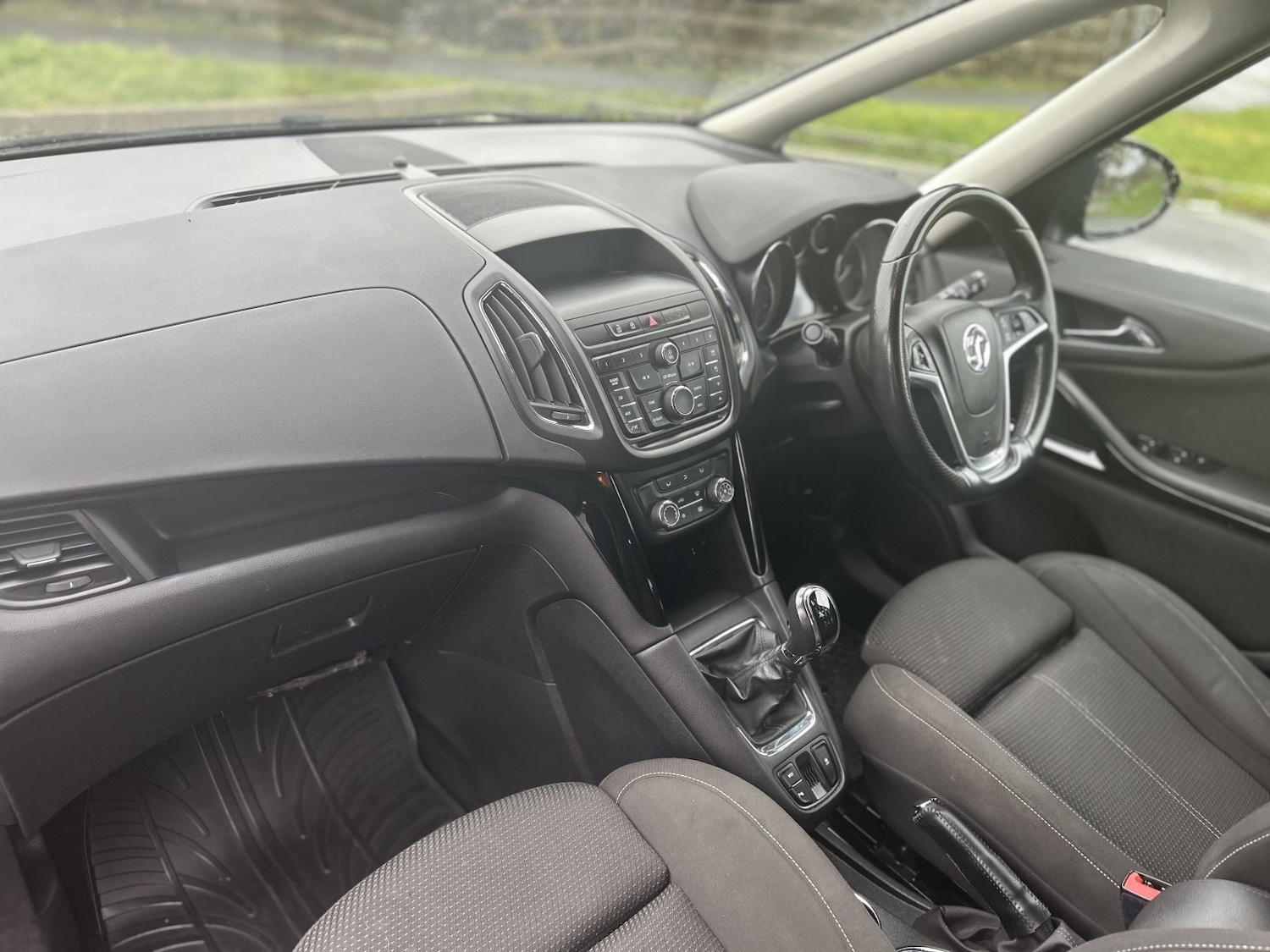 Used Vauxhall Zafira Tourer 2015 for sale - 76751862: Photo 15