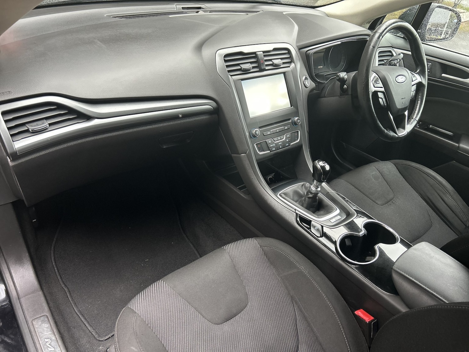 Used Ford Mondeo 2015 for sale - 76430970: Photo 16