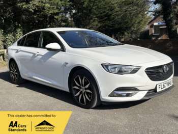 2017 - 2.0 Turbo D SRi Nav 5dr