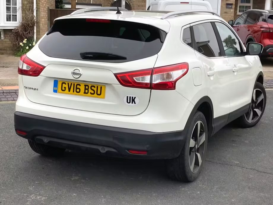 Used Nissan Qashqai 2016 for sale - 77906503: Photo 2