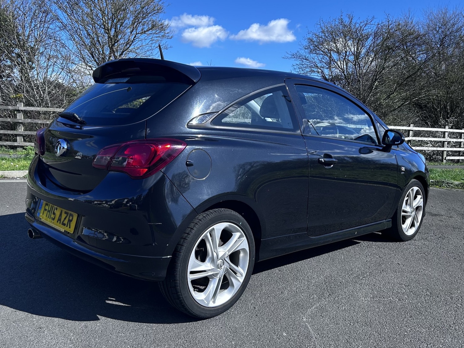 Used Vauxhall Corsa 2015 for sale - 77891549: Photo 3