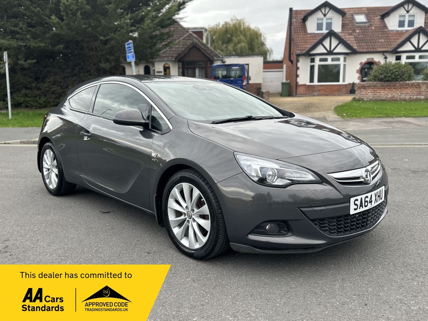 Used Vauxhall Astra GTC 2014 for sale - 76605815: Photo 1