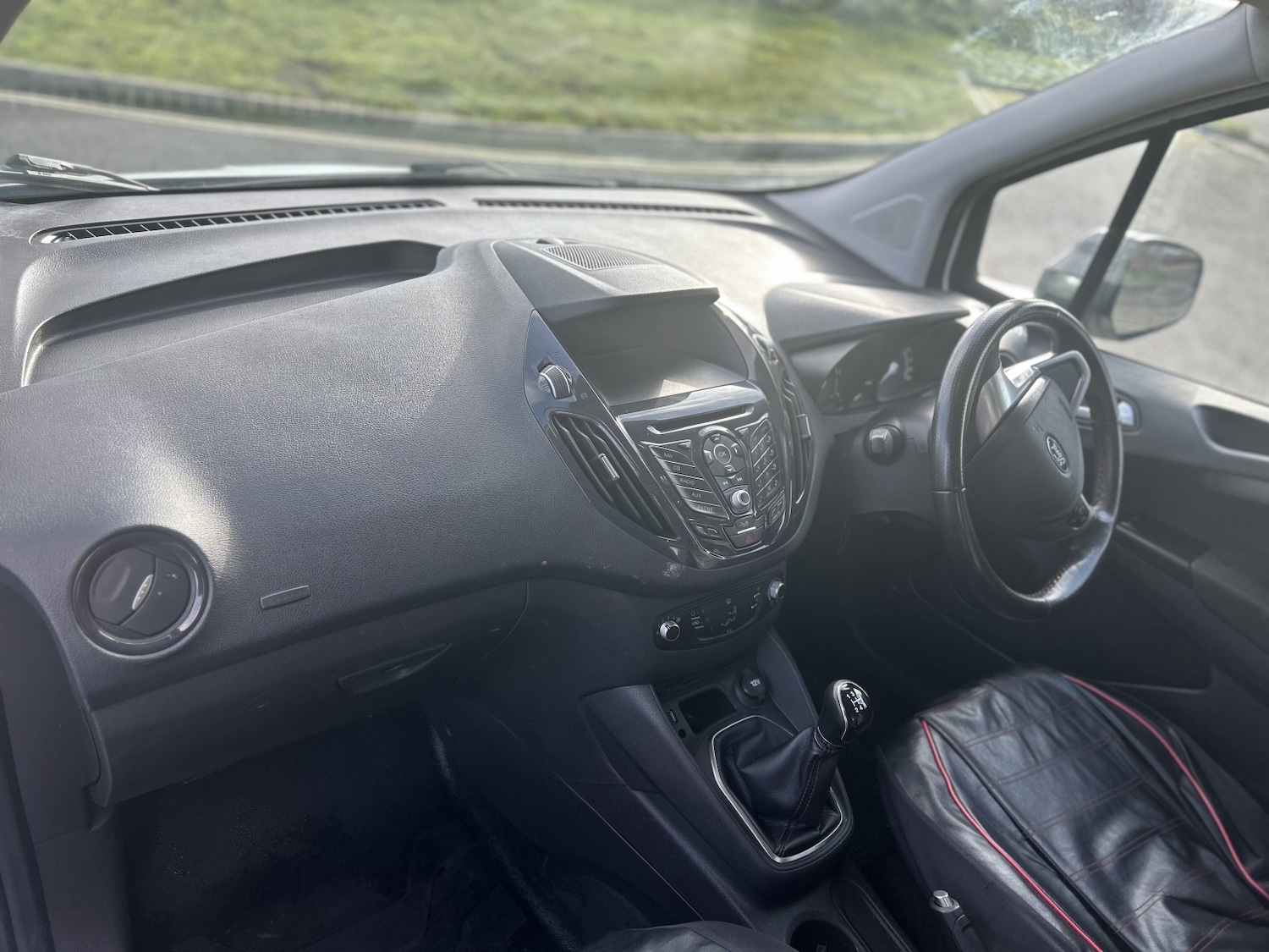 Used Ford Transit Courier 2017 for sale - 77289074: Photo 14