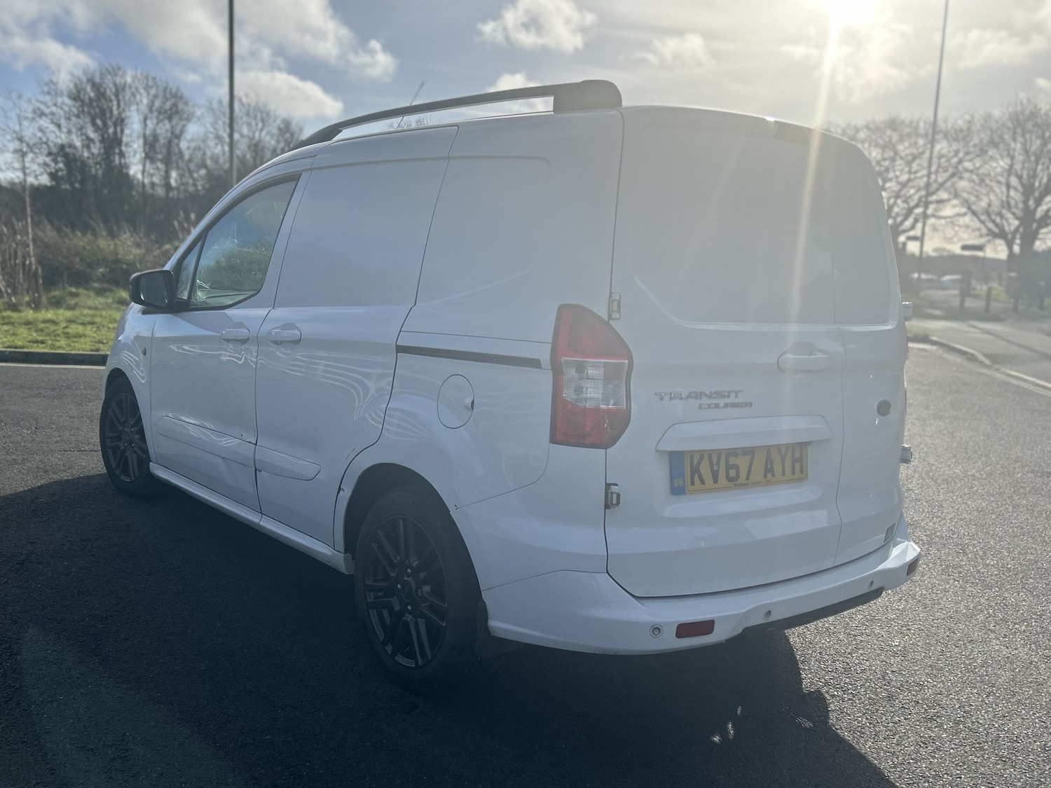 Used Ford Transit Courier 2017 for sale - 77289074: Photo 5