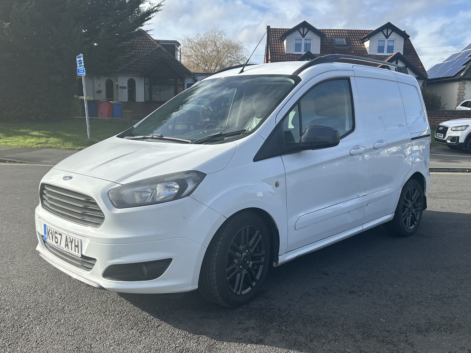 Used Ford Transit Courier 2017 for sale - 77289074: Photo 7