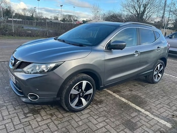 Used Nissan Qashqai 2016 for sale - 77541642: Photo