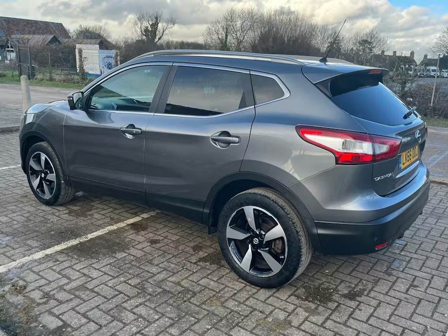 Used Nissan Qashqai 2016 for sale - 77541642: Photo 4