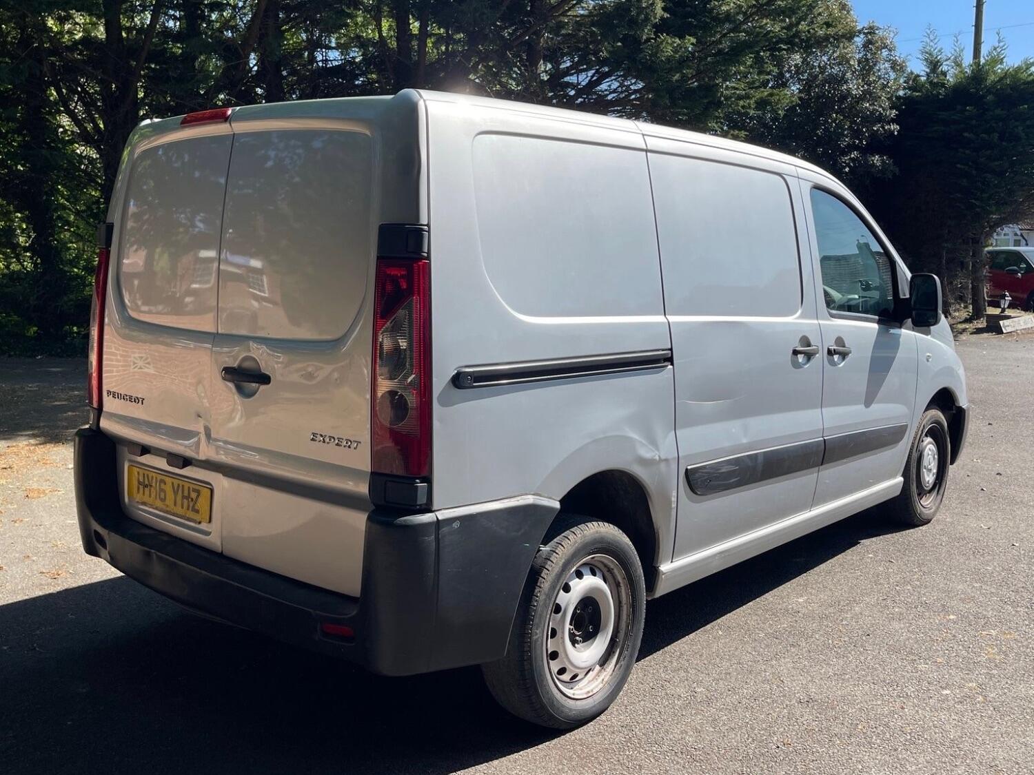 Used Peugeot Expert 2016 for sale - 77220550: Photo 4