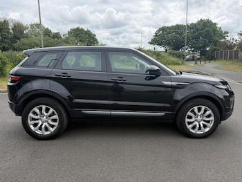 Used Land Rover Range Rover Evoque 2017 for sale - 78608196: Photo