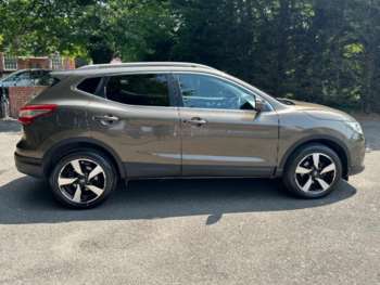 Used Nissan Qashqai 2015 for sale - 74961214: Photo