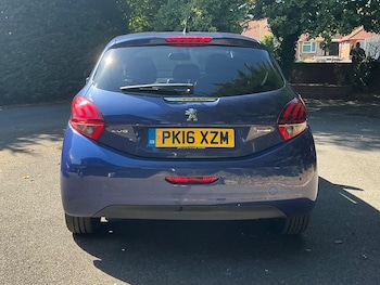 Used Peugeot 208 2016 for sale - 75866408: Photo