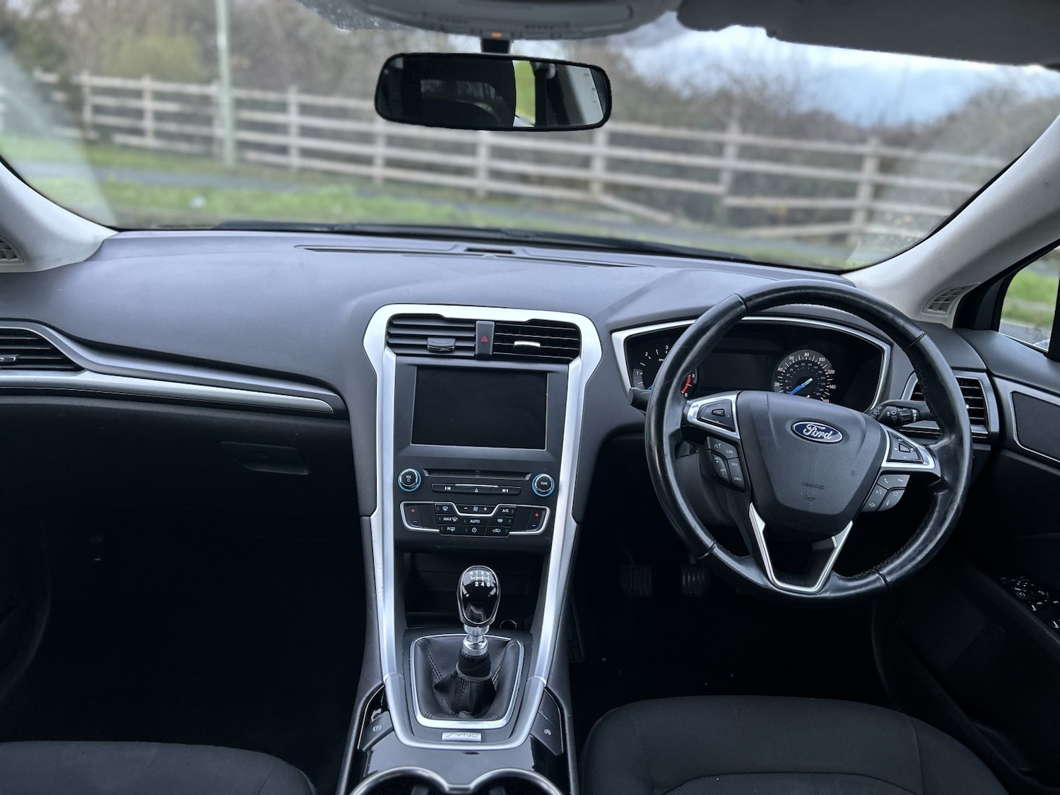 Used Ford Mondeo 2016 for sale - 76974484: Photo 14