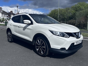 Used Nissan Qashqai 2015 for sale - 78229015: Photo
