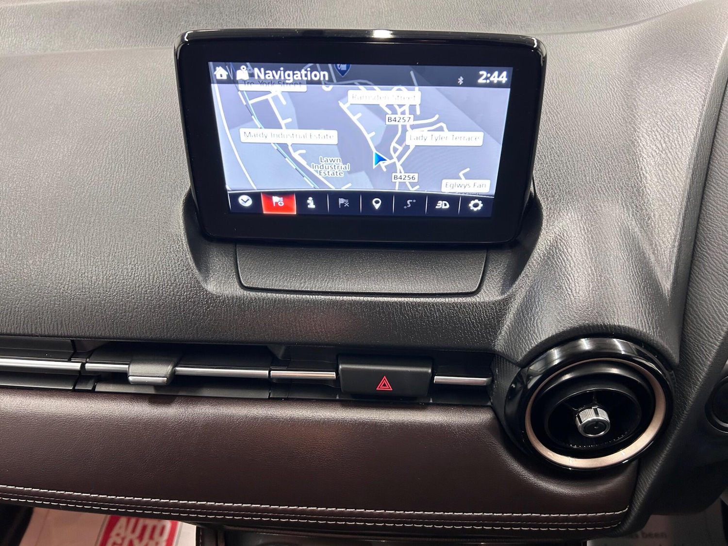 Used Mazda Mazda2 2017 for sale - 76850153: Photo 13