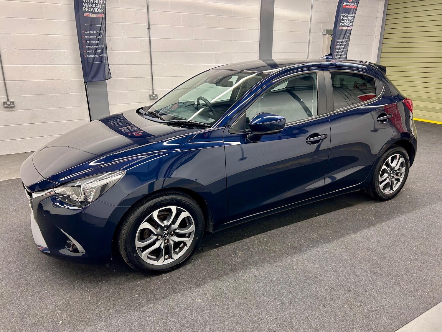 Used Mazda Mazda2 2017 for sale - 76850153: Photo 9