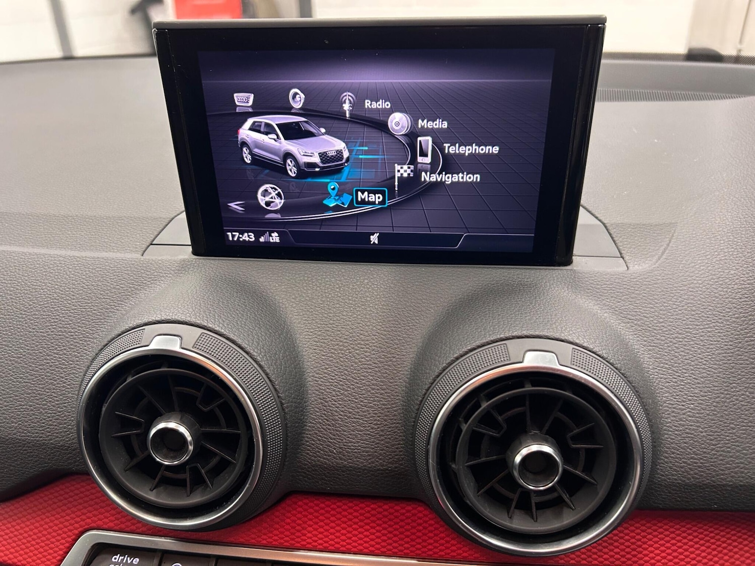 Used Audi Q2 2017 for sale - 76743265: Photo 24