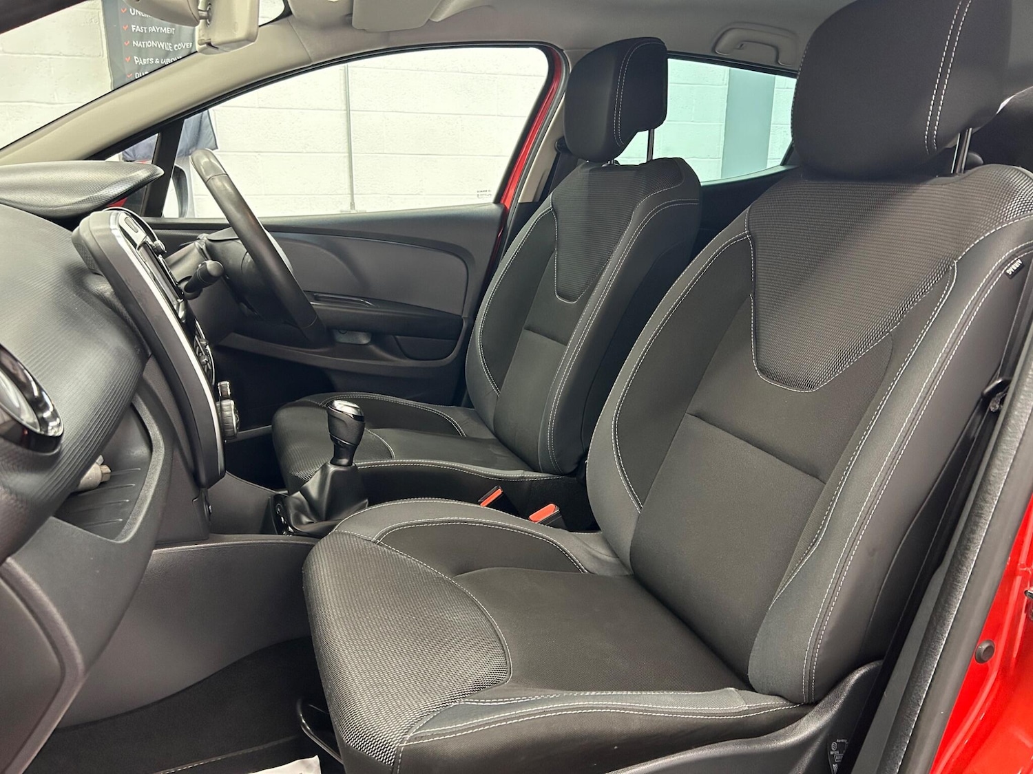 Used Renault Clio 2018 for sale - 77633518: Photo 14