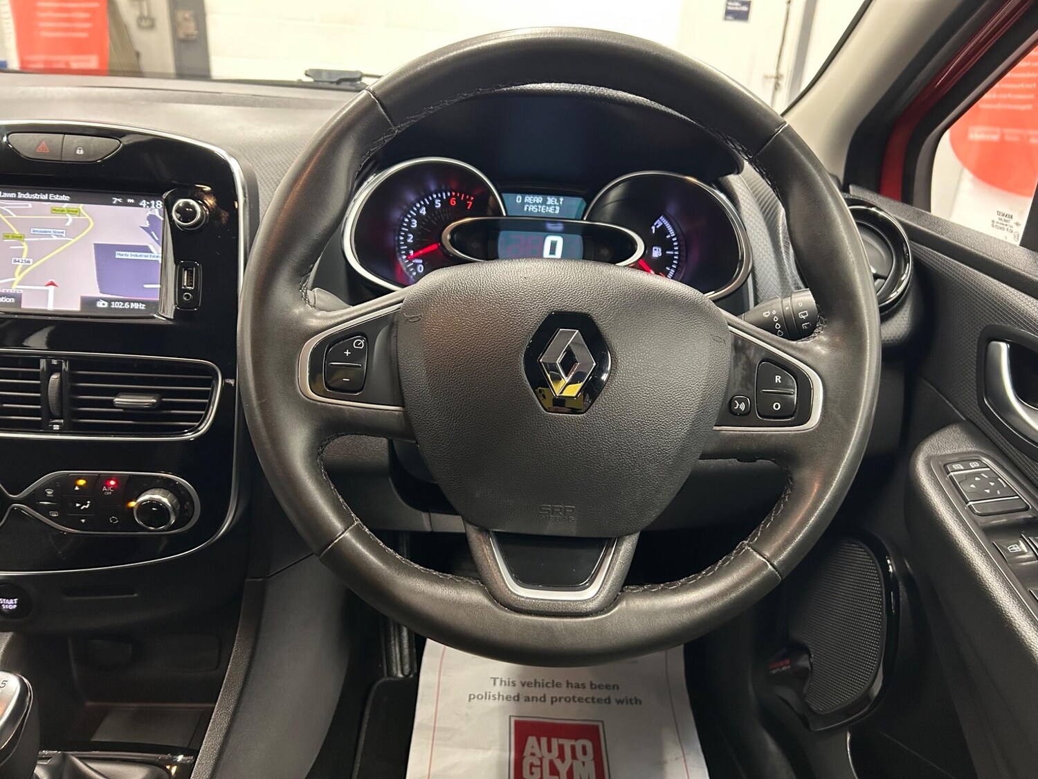 Used Renault Clio 2018 for sale - 77633518: Photo 19