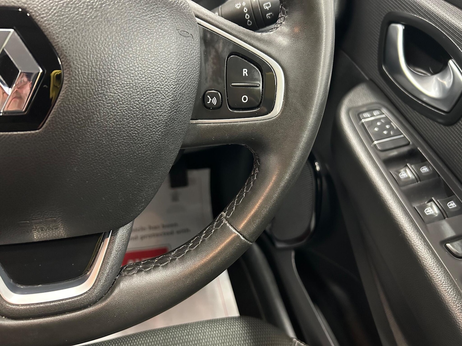 Used Renault Clio 2018 for sale - 77633518: Photo 25