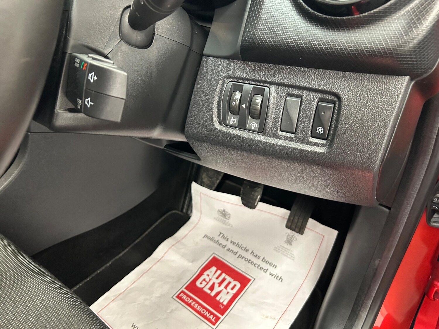 Used Renault Clio 2018 for sale - 77633518: Photo 26