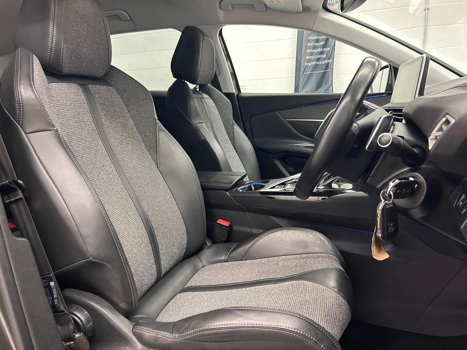 Used Peugeot 3008 2017 for sale - 76612961: Photo 12