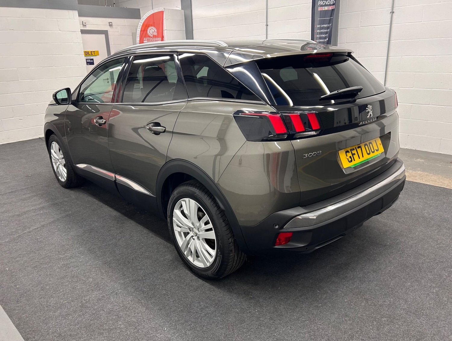 Used Peugeot 3008 2017 for sale - 76612961: Photo 5