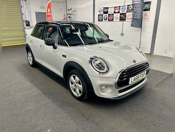 Used MINI Hatch 2018 for sale - 78946752: Photo