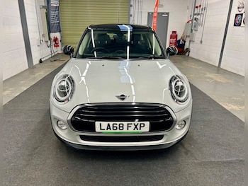 Used MINI Hatch 2018 for sale - 78946752: Photo