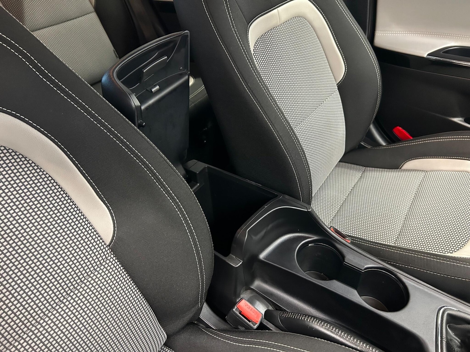 Used Kia Ceed for sale - 77977795: Photo 32