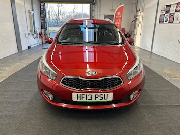 Used Kia Ceed 2013 for sale - 77977795: Photo