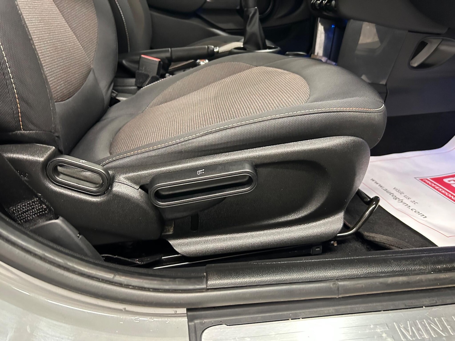 Used MINI Hatch 2019 for sale - 76976777: Photo 36