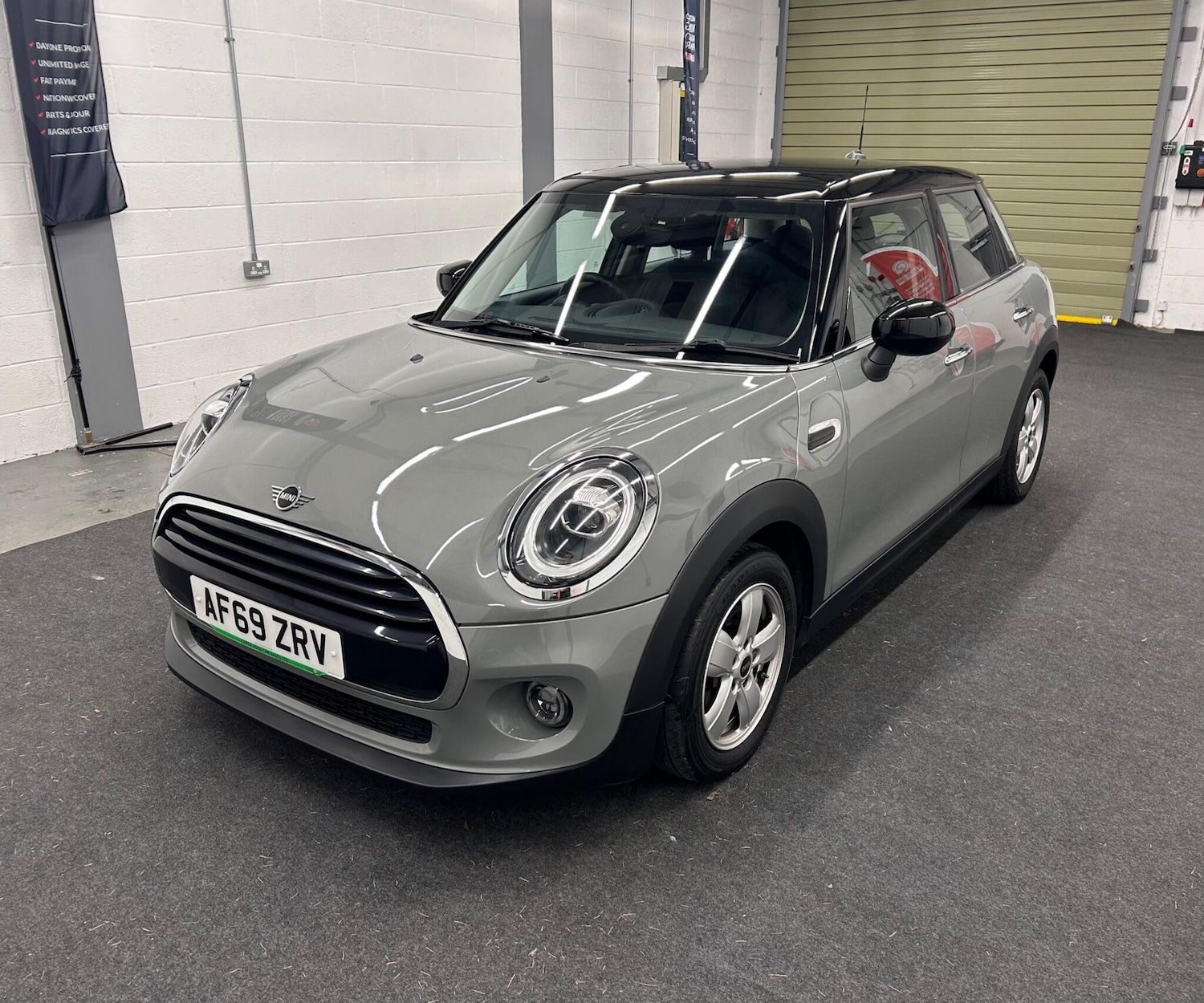 Used MINI Hatch 2019 for sale - 76976777: Photo 4