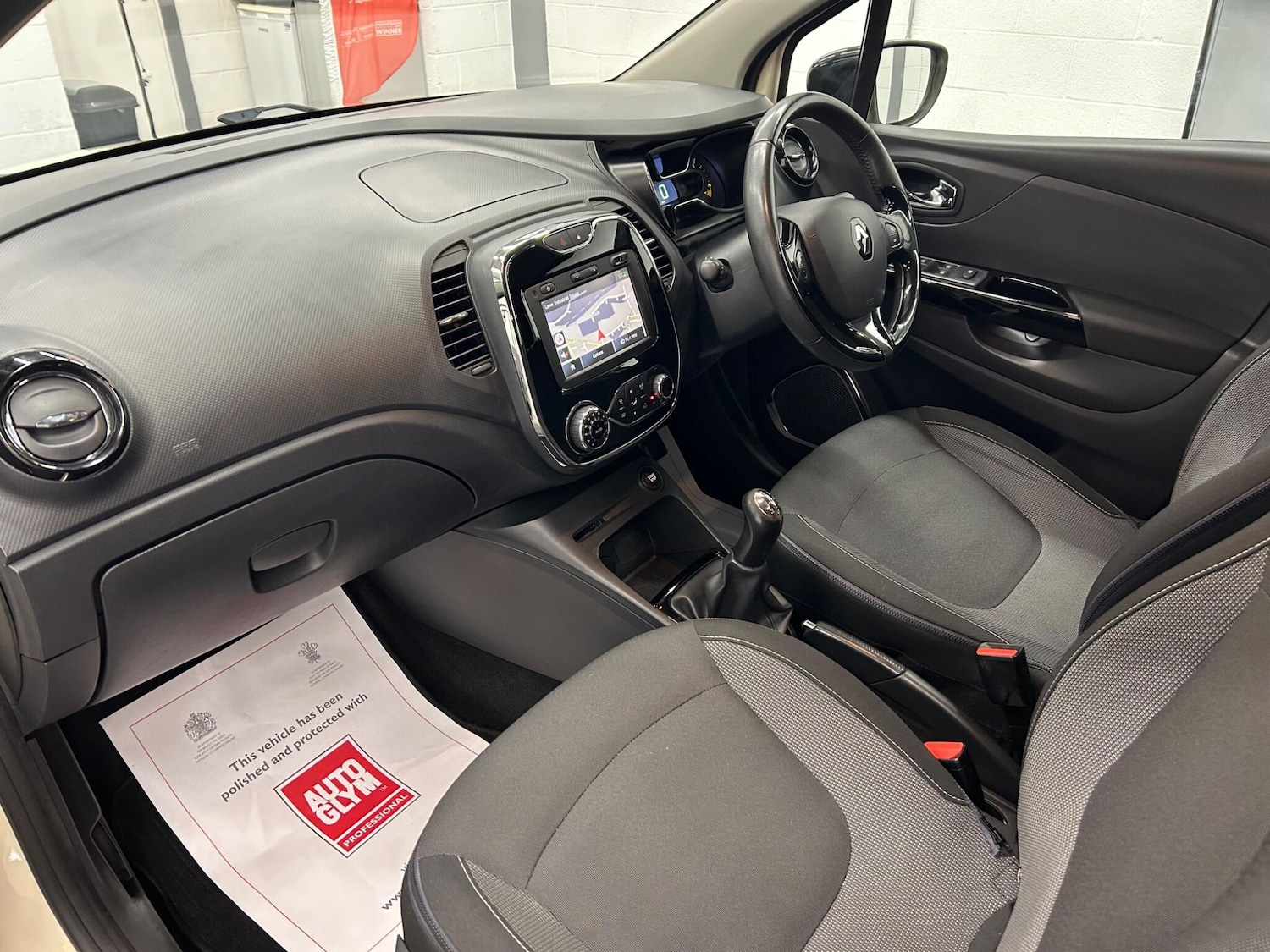 Used Renault Captur 2015 for sale - 77510634: Photo 15