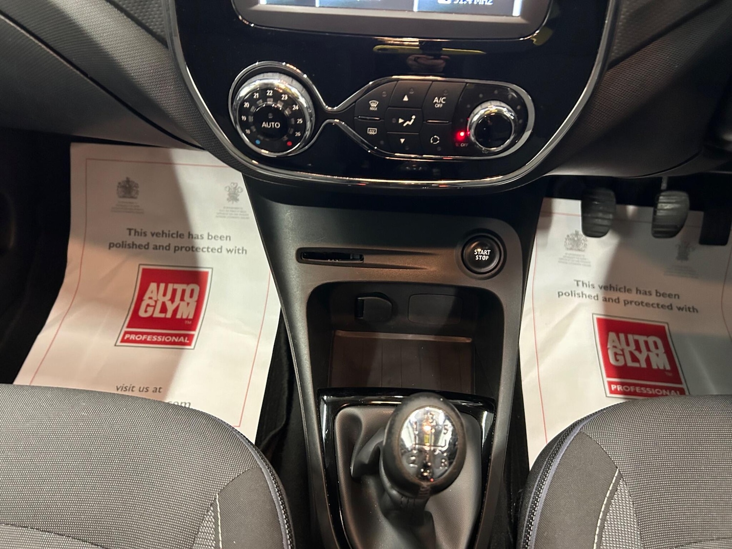 Used Renault Captur 2015 for sale - 77510634: Photo 17