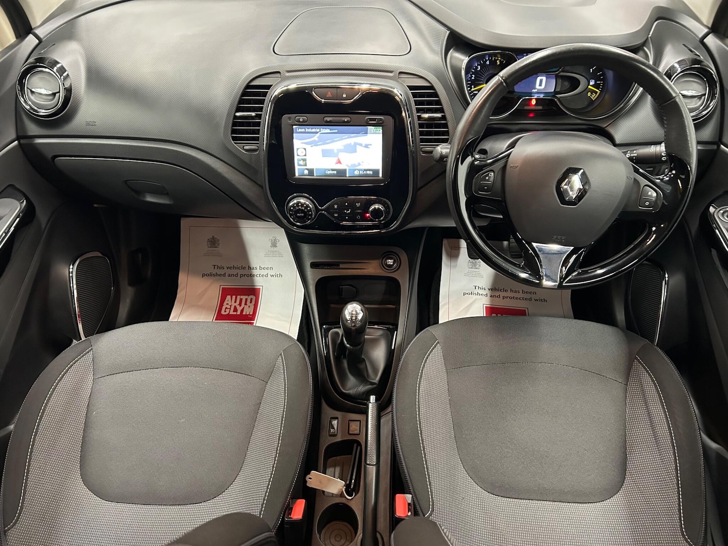 Used Renault Captur 2015 for sale - 77510634: Photo 32