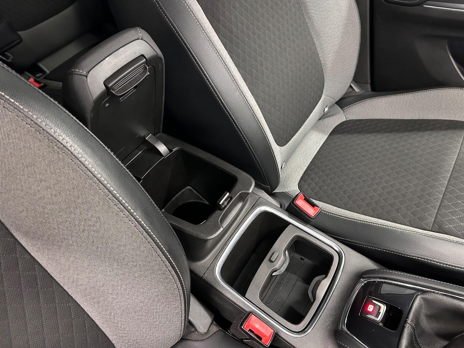 Used Vauxhall Grandland X 2018 for sale - 76612817: Photo 31