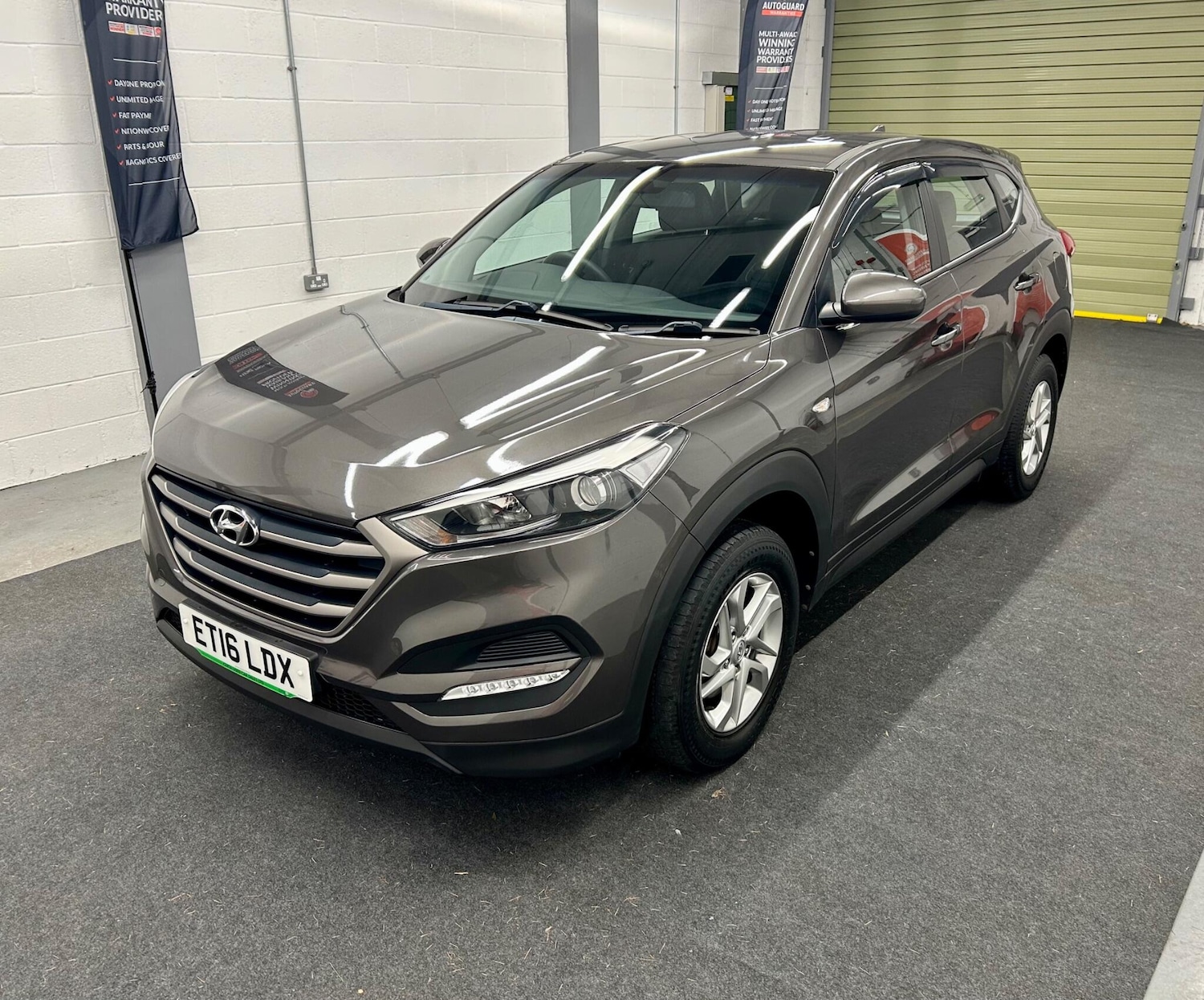Used Hyundai TUCSON 2016 for sale - 76976746: Photo 4