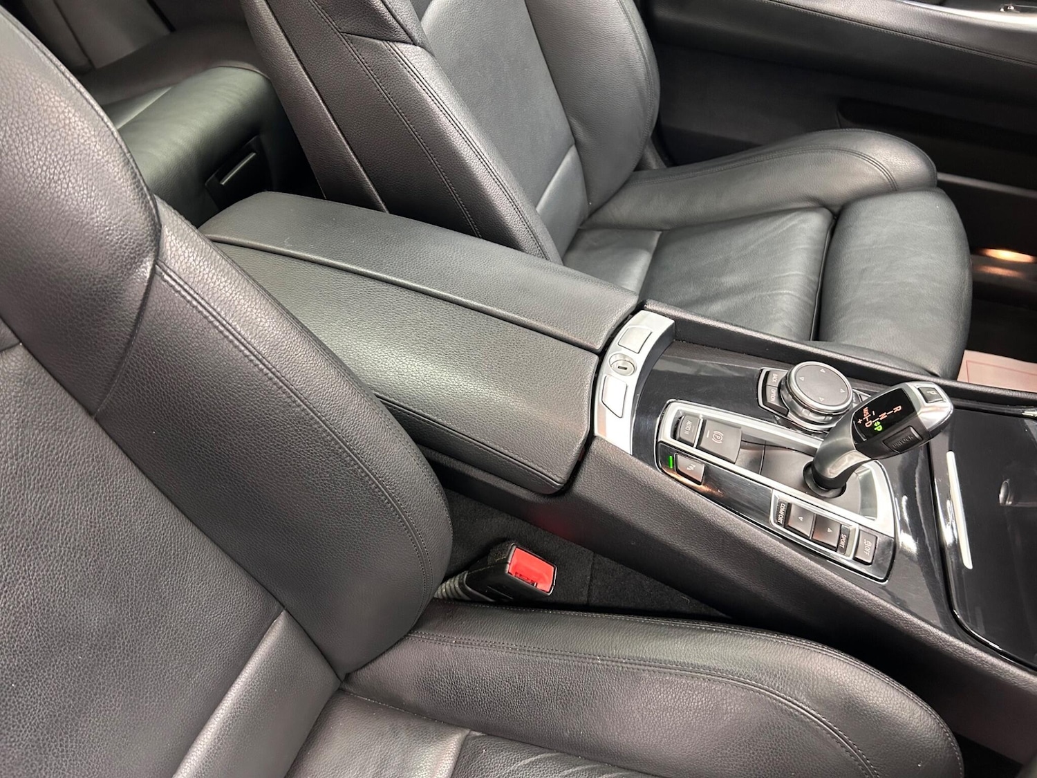 Used BMW 5 Series 2015 for sale - 76996513: Photo 26