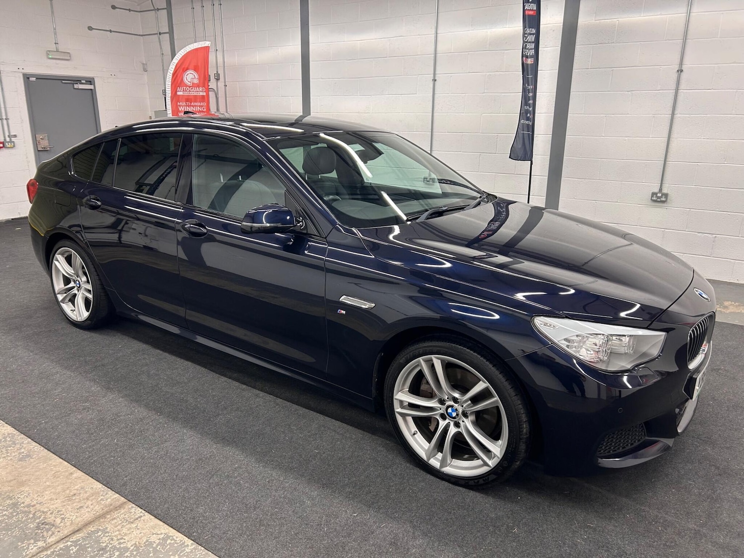 Used BMW 5 Series 2015 for sale - 76996513: Photo 6