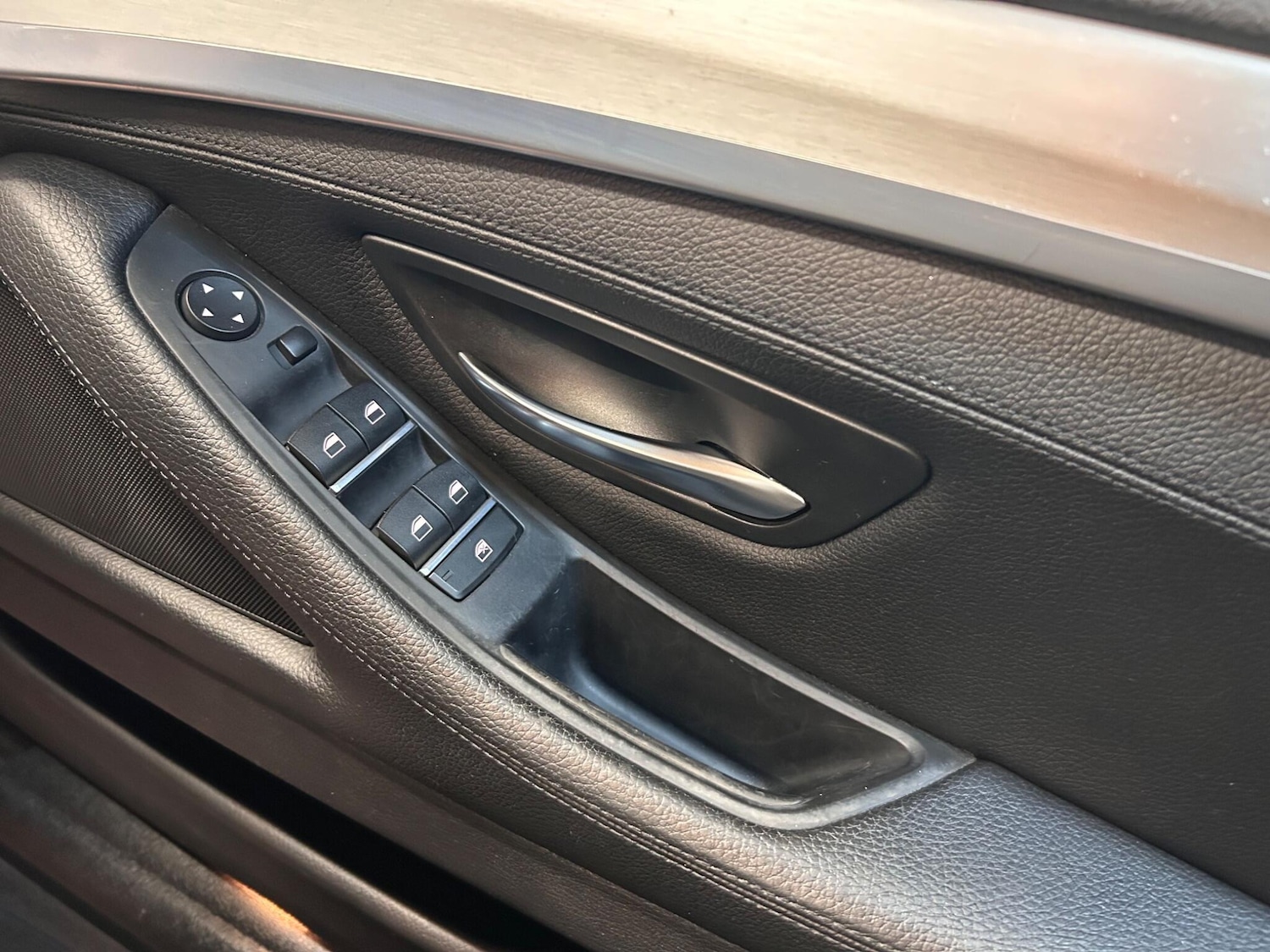 Used BMW 5 Series 2014 for sale - 76613042: Photo 27