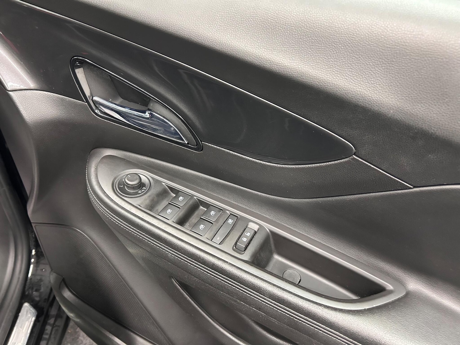 Used Vauxhall Mokka X 2018 for sale - 76612977: Photo 27