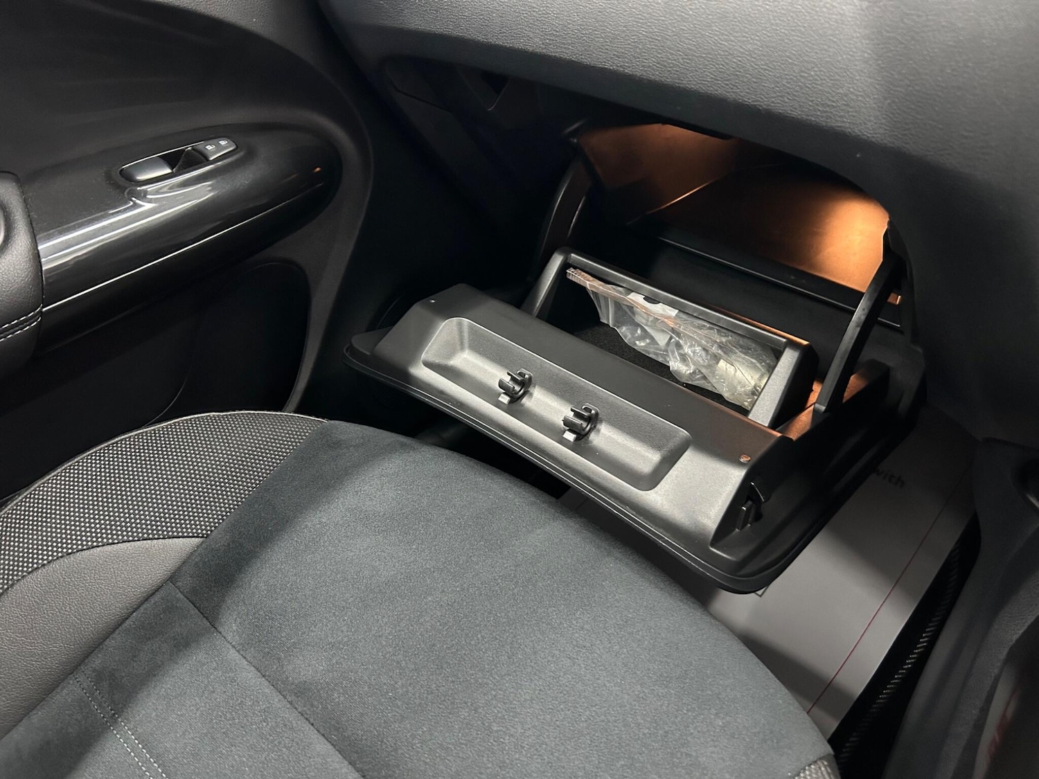 Used Nissan Juke 2018 for sale - 77144324: Photo 37