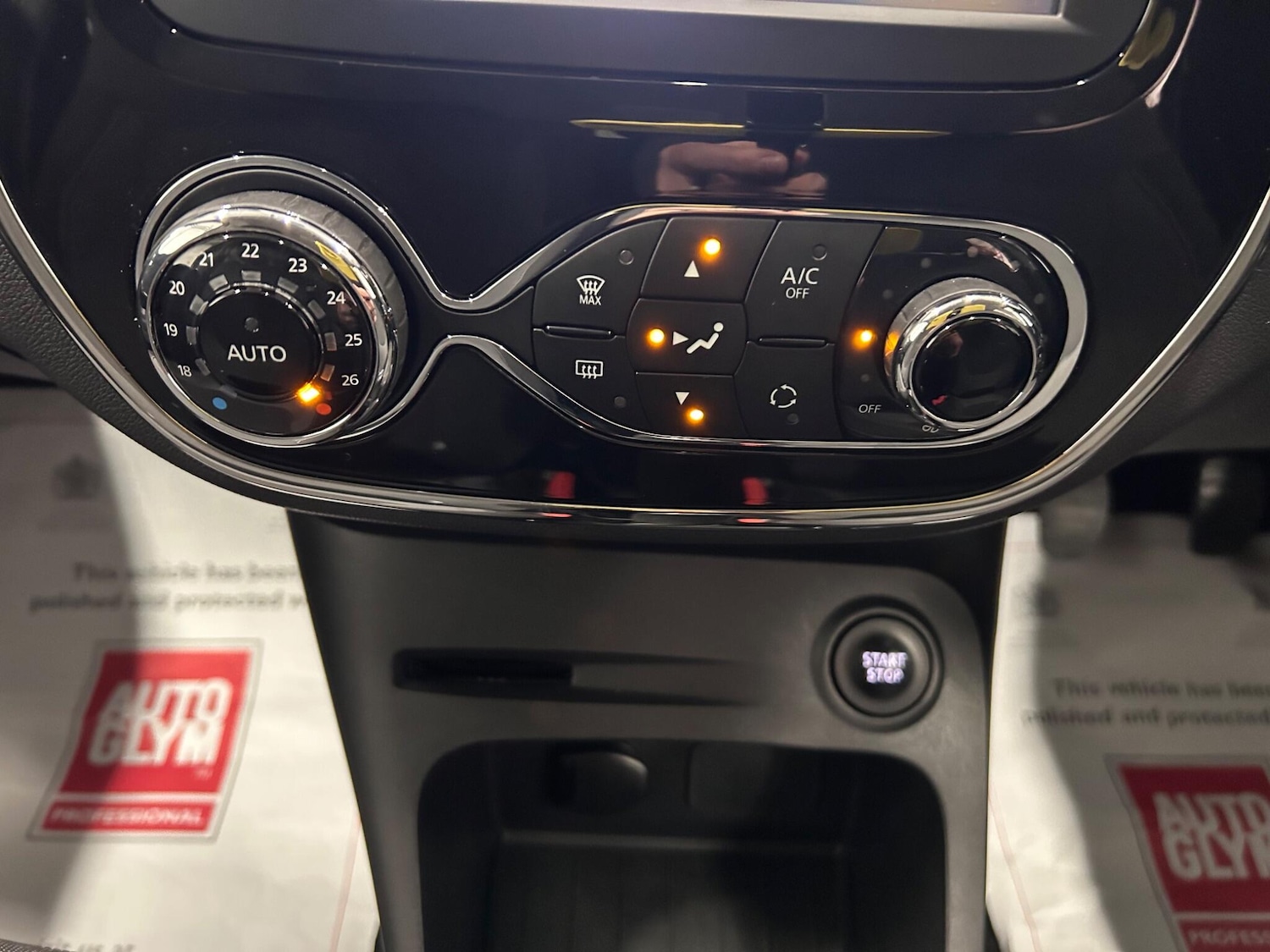 Used Renault Captur 2017 for sale - 76613169: Photo 24