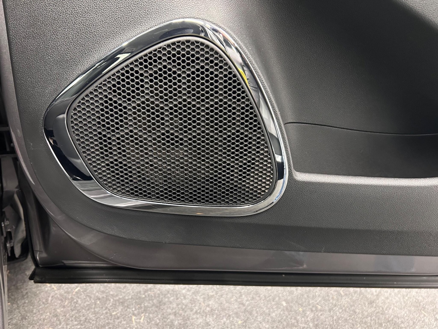 Used Renault Captur 2017 for sale - 76613169: Photo 31