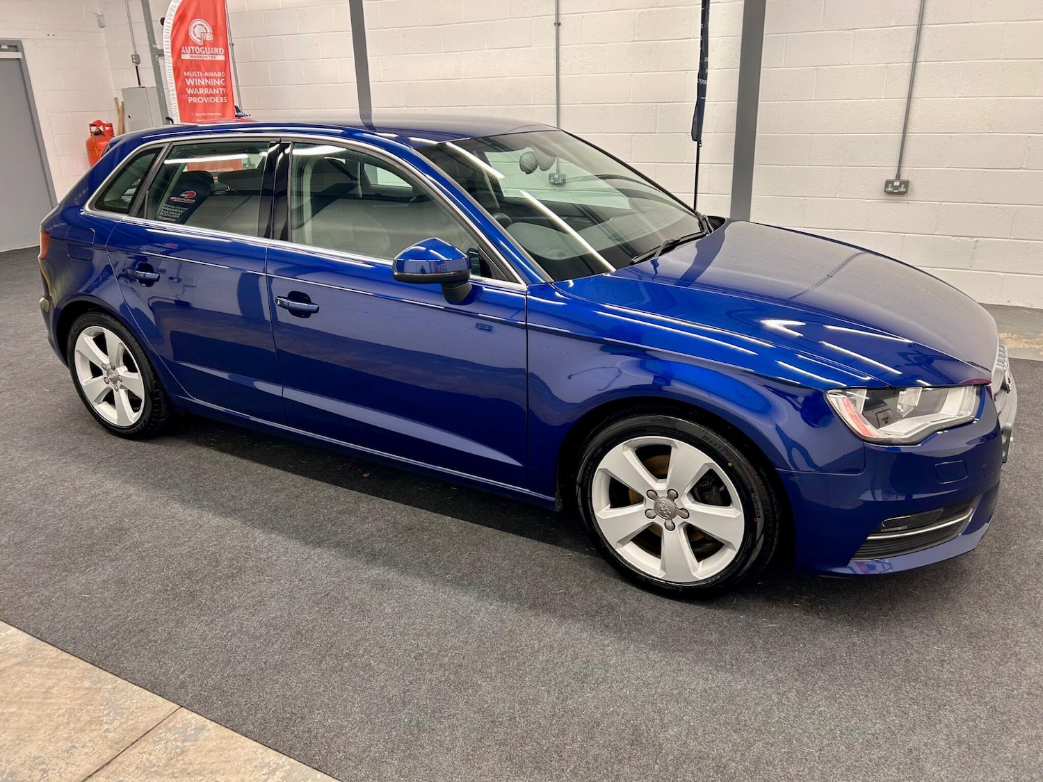 Used Audi A3 2013 for sale - 76612904: Photo 8