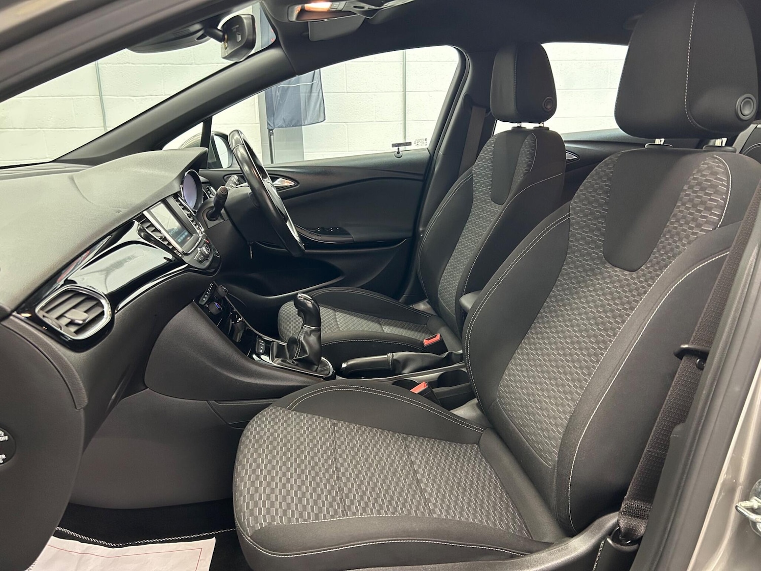 Used Vauxhall Astra 2017 for sale - 78128158: Photo 16