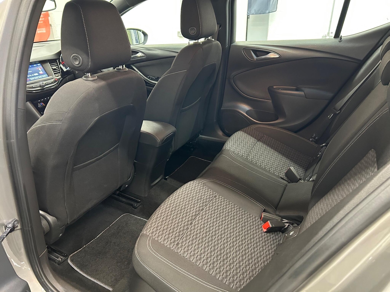 Used Vauxhall Astra 2017 for sale - 78128158: Photo 19