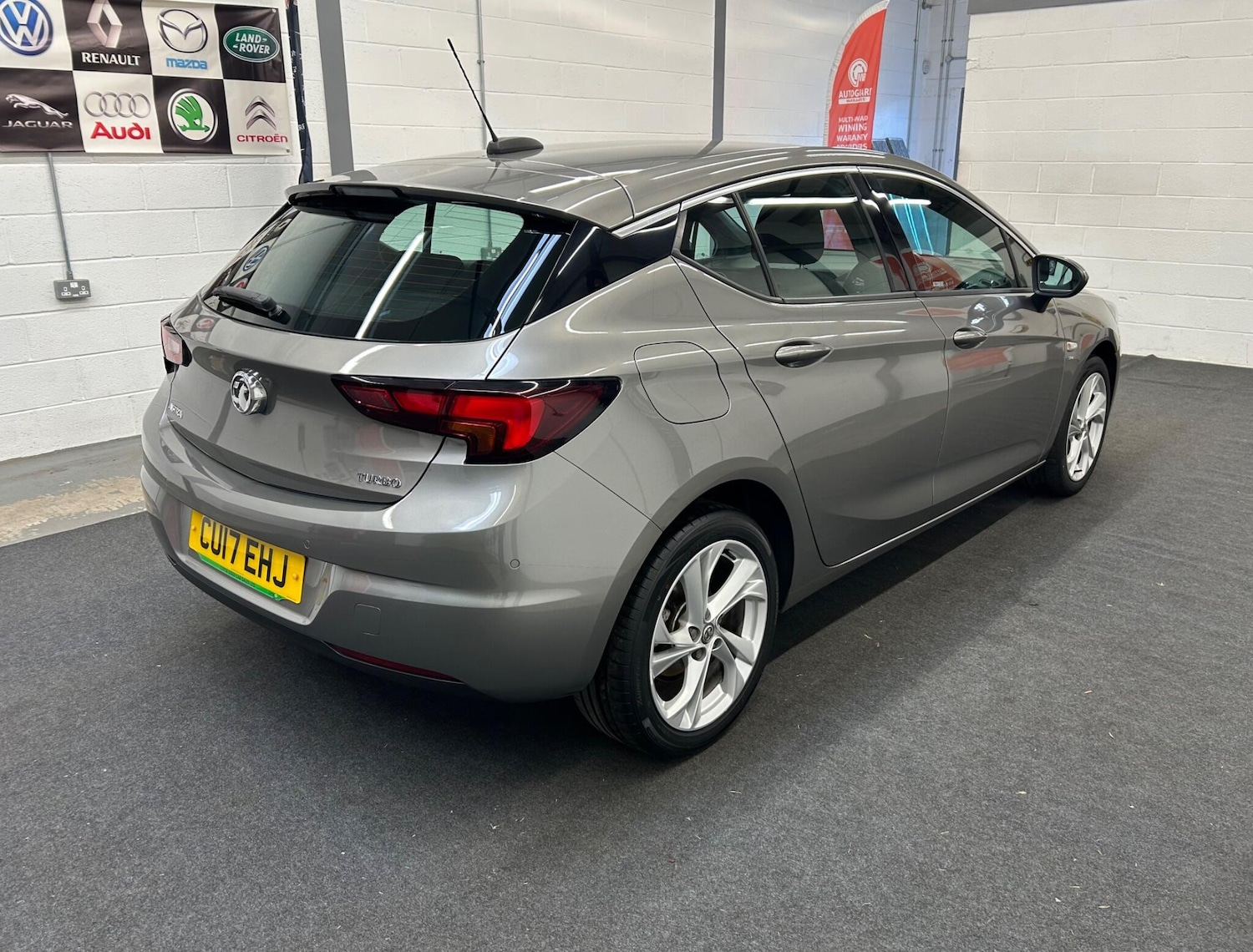 Used Vauxhall Astra 2017 for sale - 78128158: Photo 8